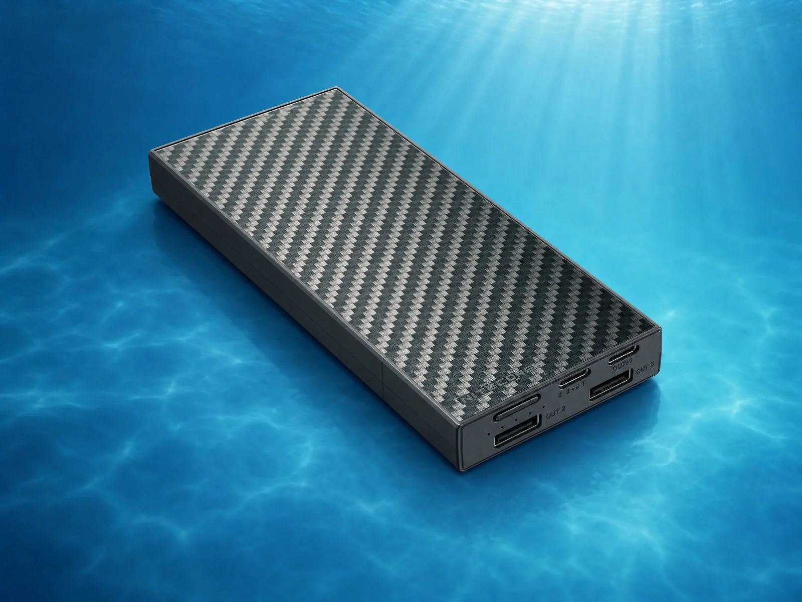 Nitecore NB20000 Gen 3: The lightness of carbon fiber for extended battery life on your travels.